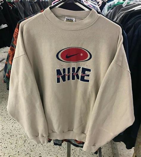 vintage nike clothing